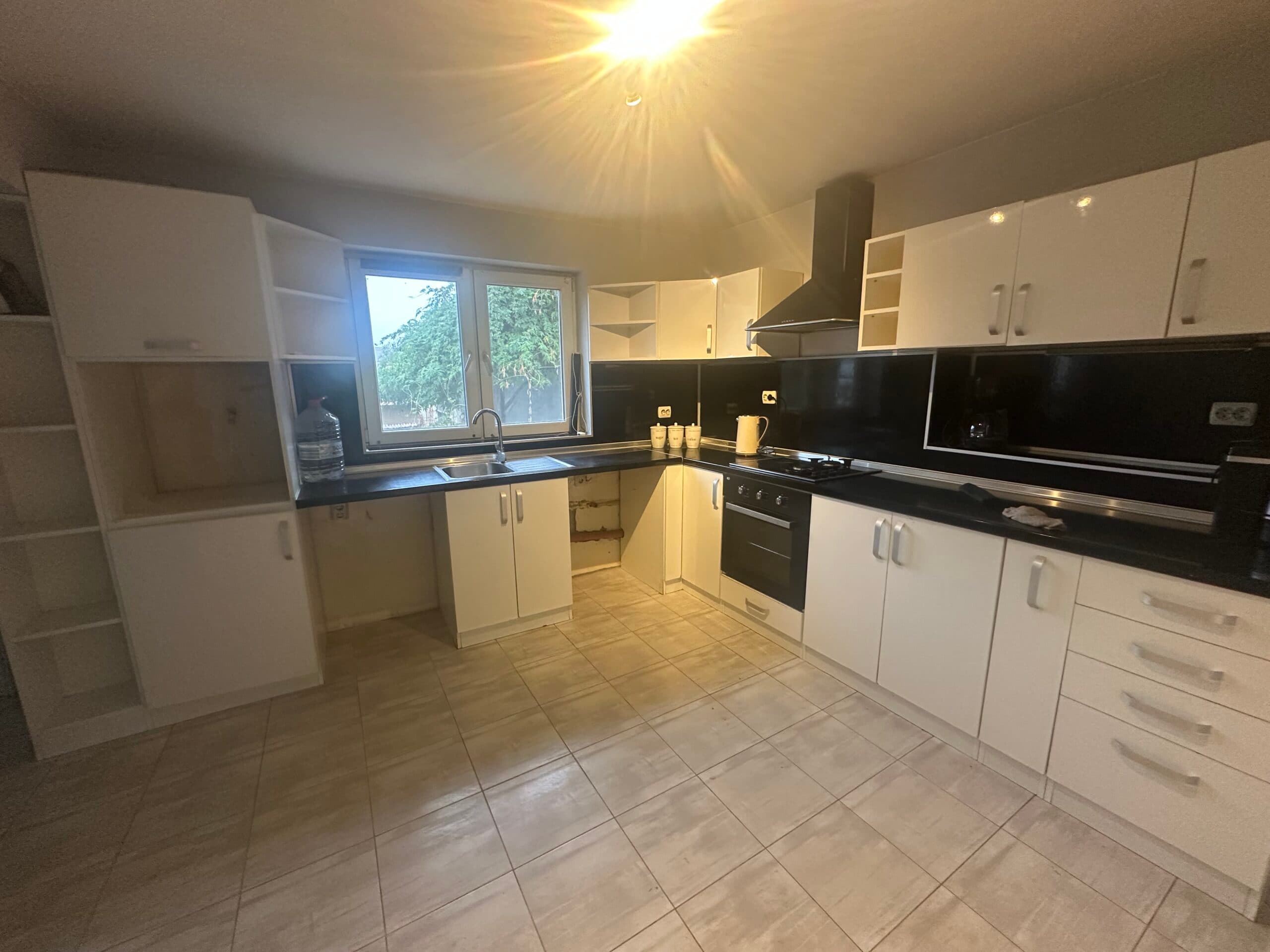 The White House - Nikolaevo - thumbnail 18