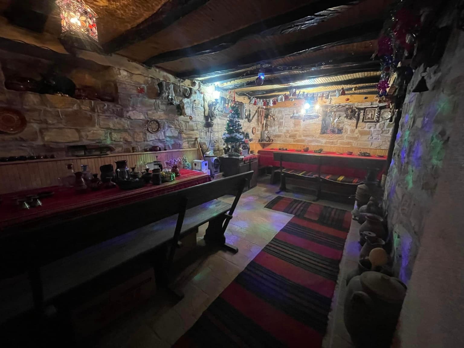 Grand Tavern Lodge – Voditsa - thumbnail 11