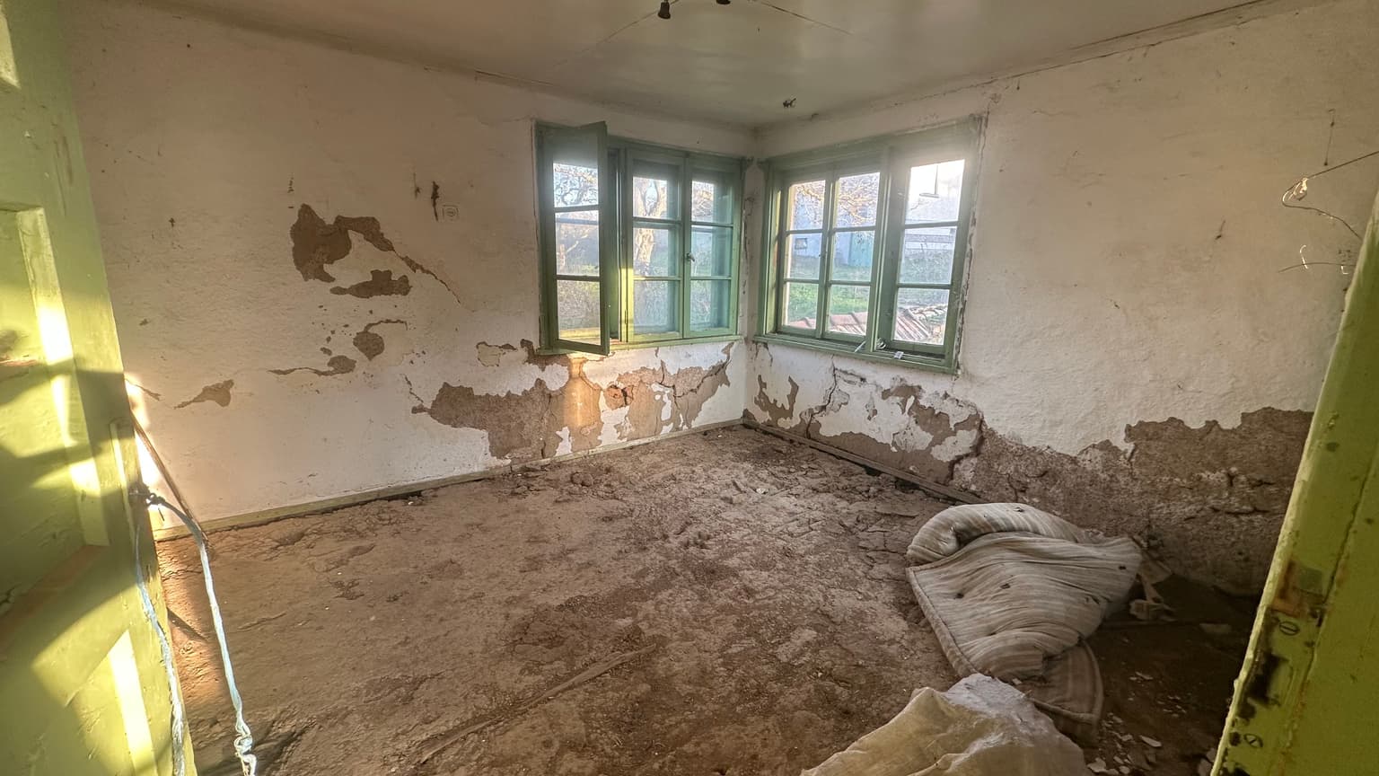 Canyon House - thumbnail 6