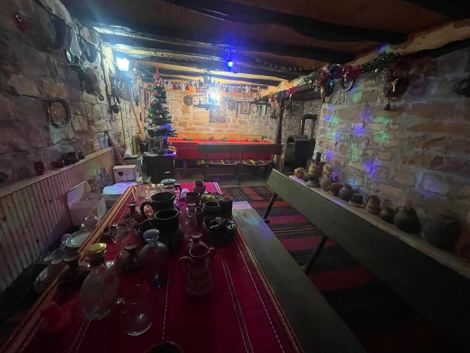 Grand Tavern Lodge – Voditsa - thumbnail 5