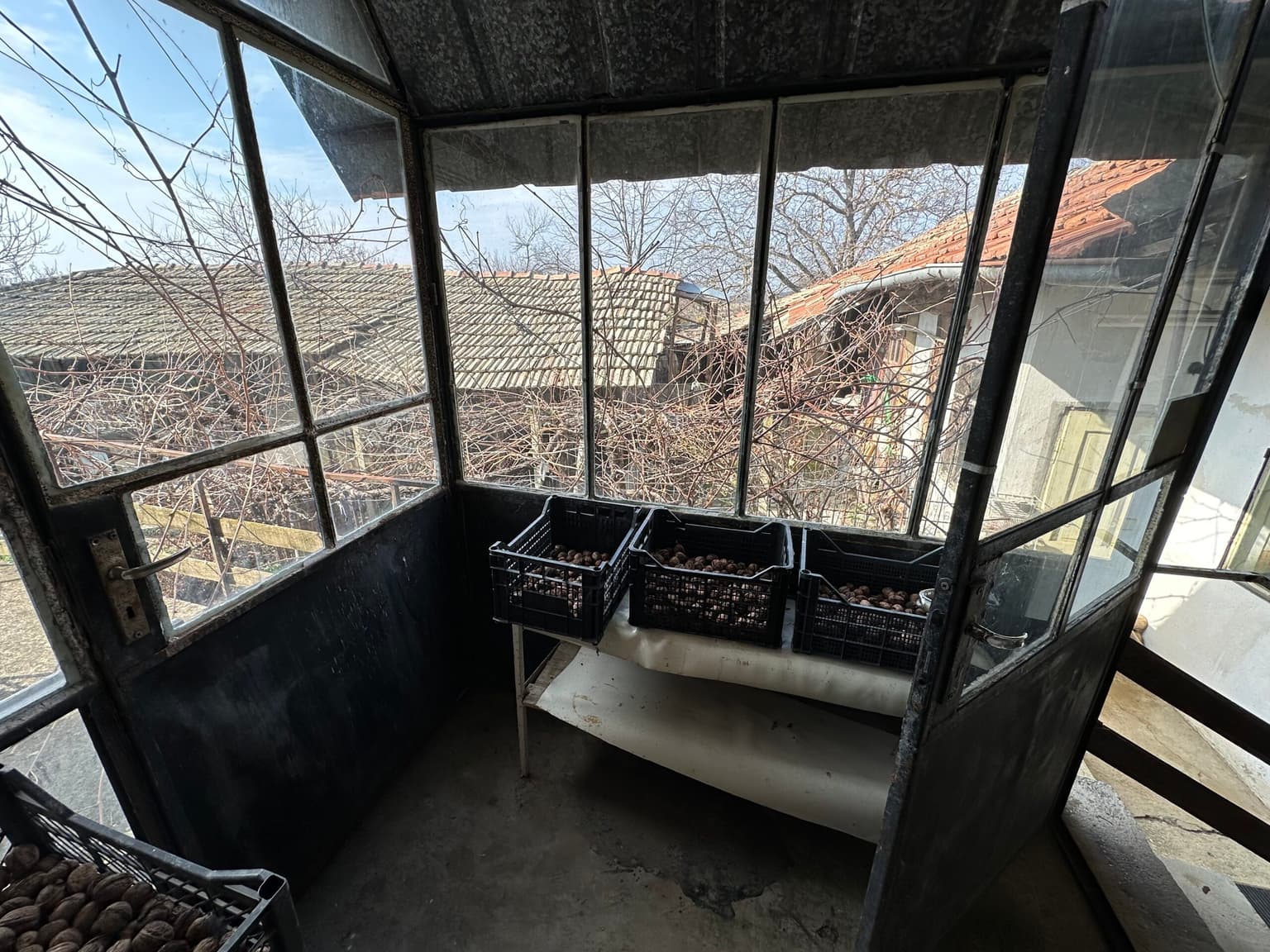 Toadstool House - Lom Cherkovna - thumbnail 4