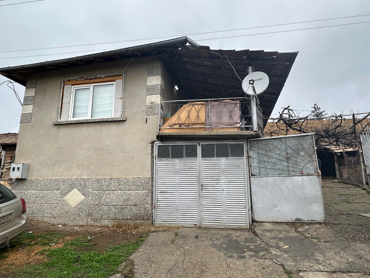 Toadstool House - Lom Cherkovna - thumbnail 16