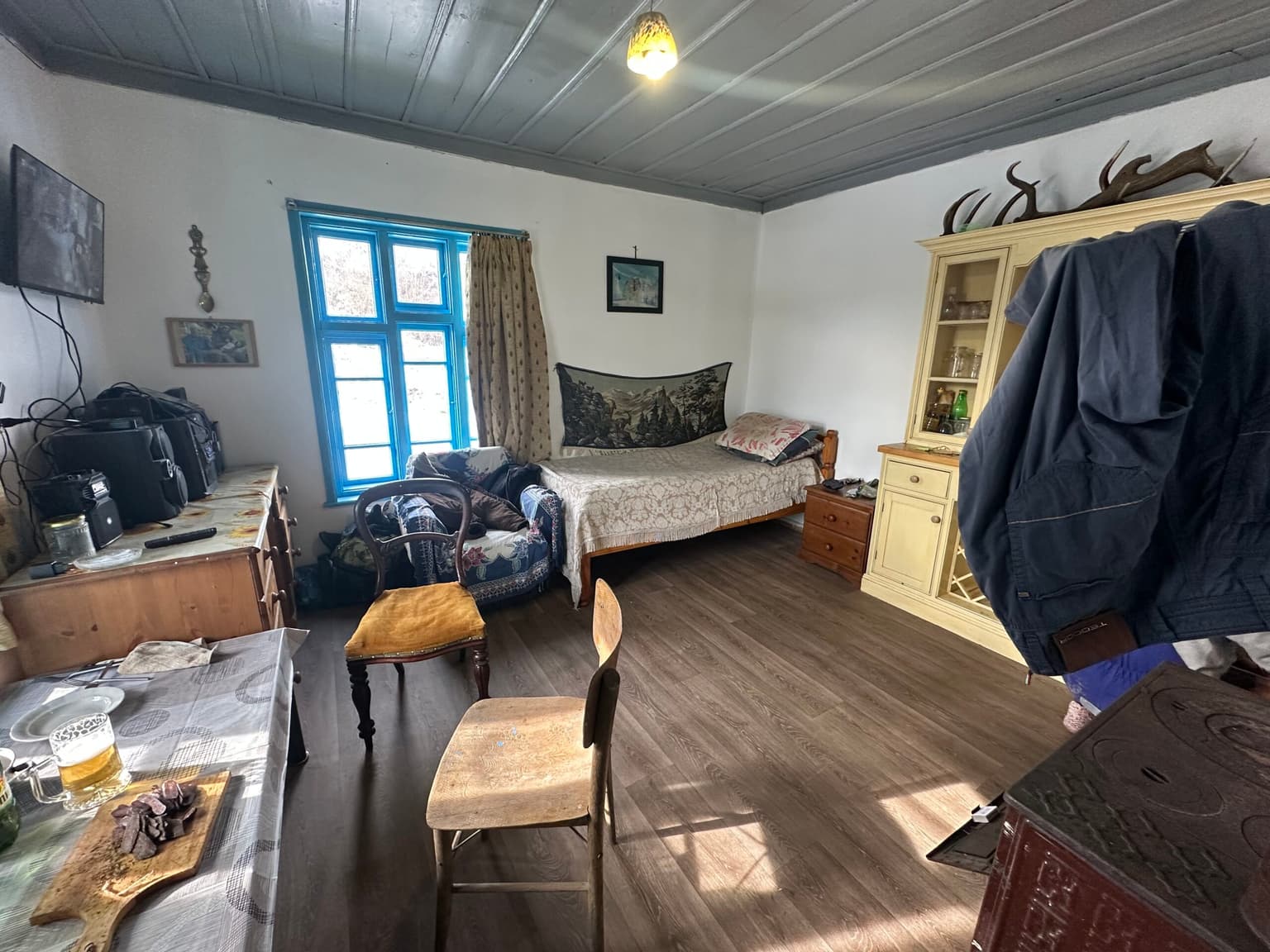 Hayloft Haven - Voditsa - thumbnail 4