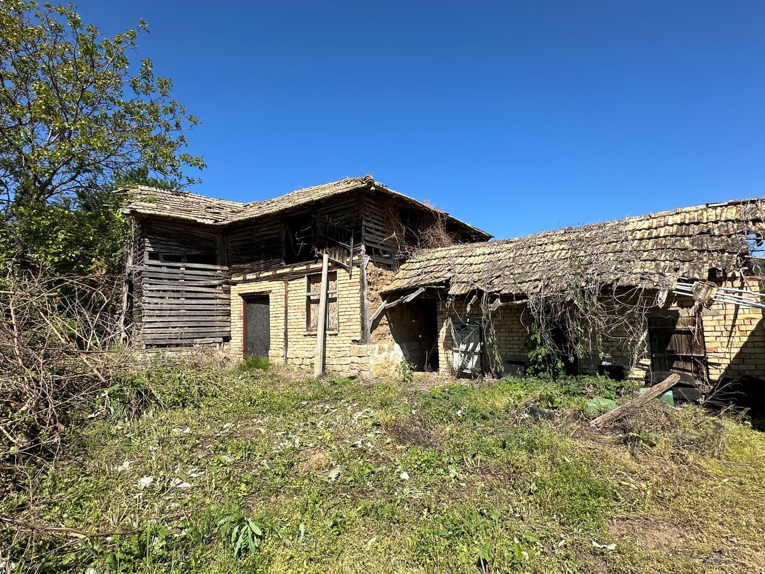 Gourd House - Voditsa - thumbnail 3