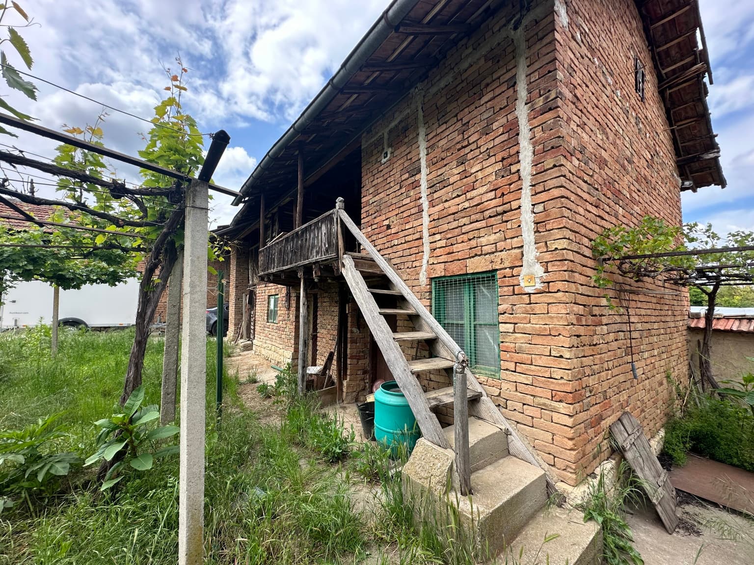 Almond House - Varsulitsa - thumbnail 6