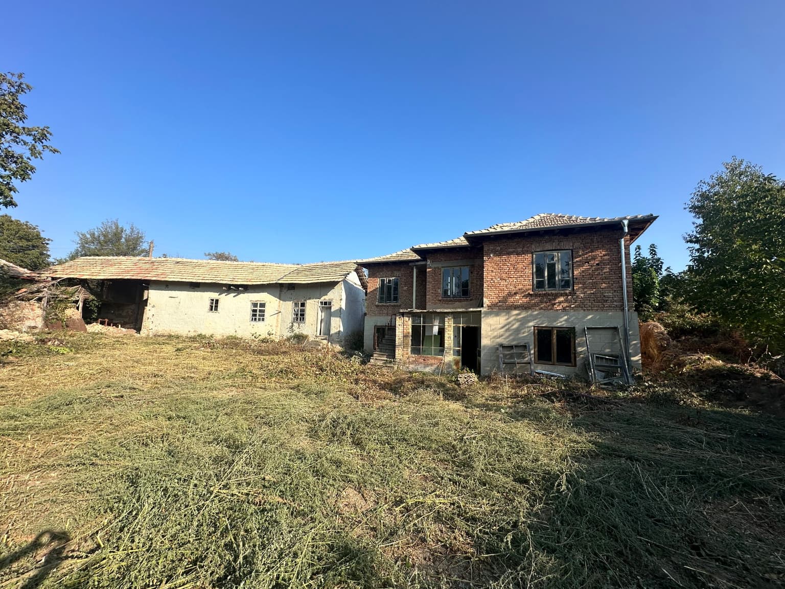 Upper House – Palamartsa - thumbnail 4