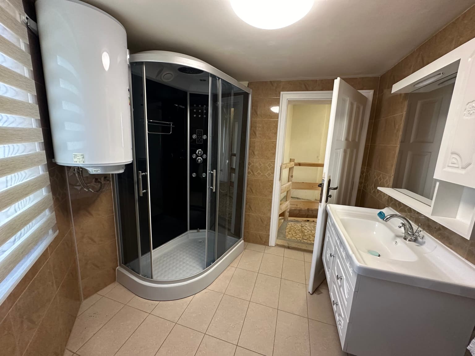 Corner House - Patresh - thumbnail 20