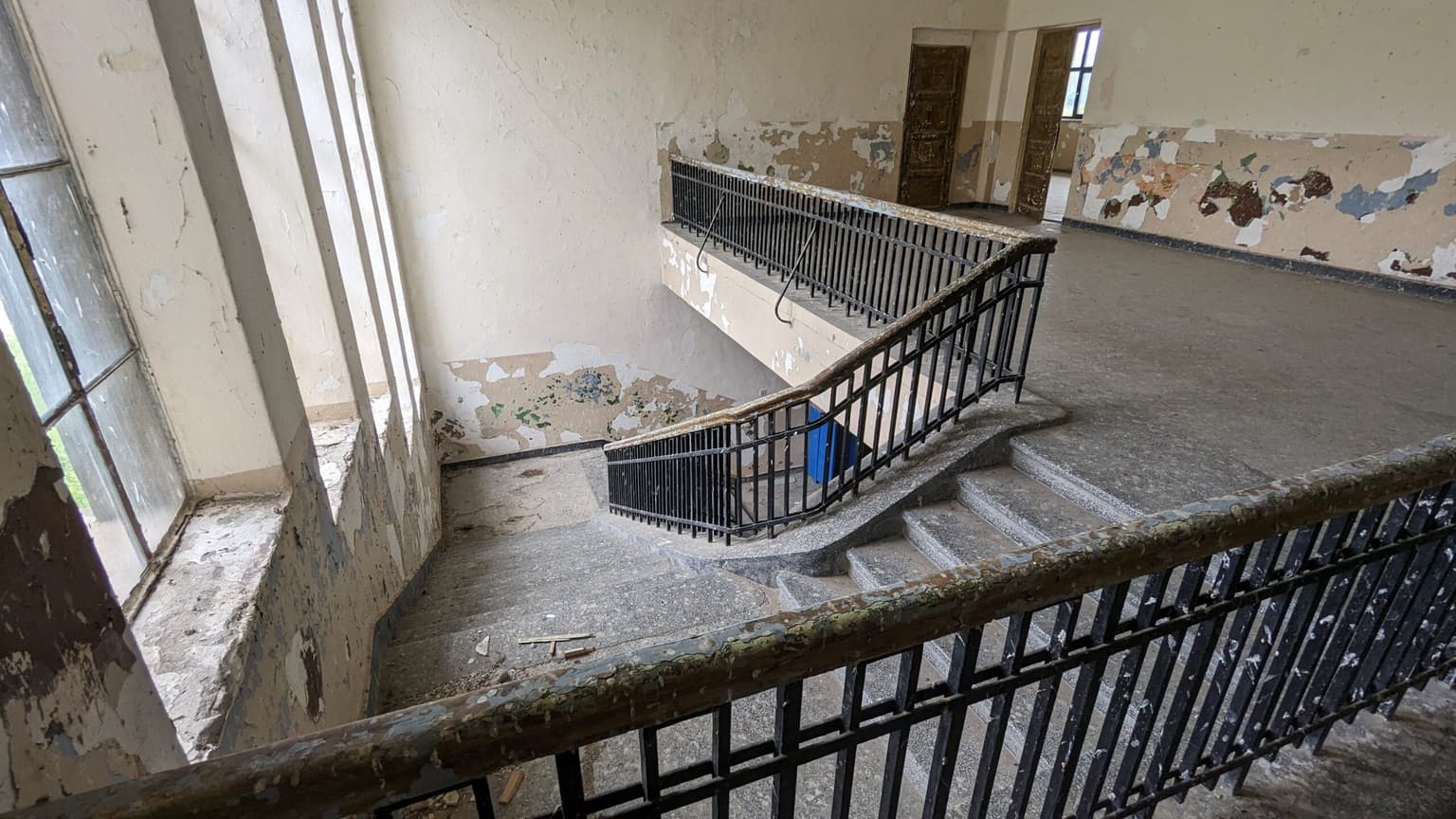 The School of Kostandenets - thumbnail 4