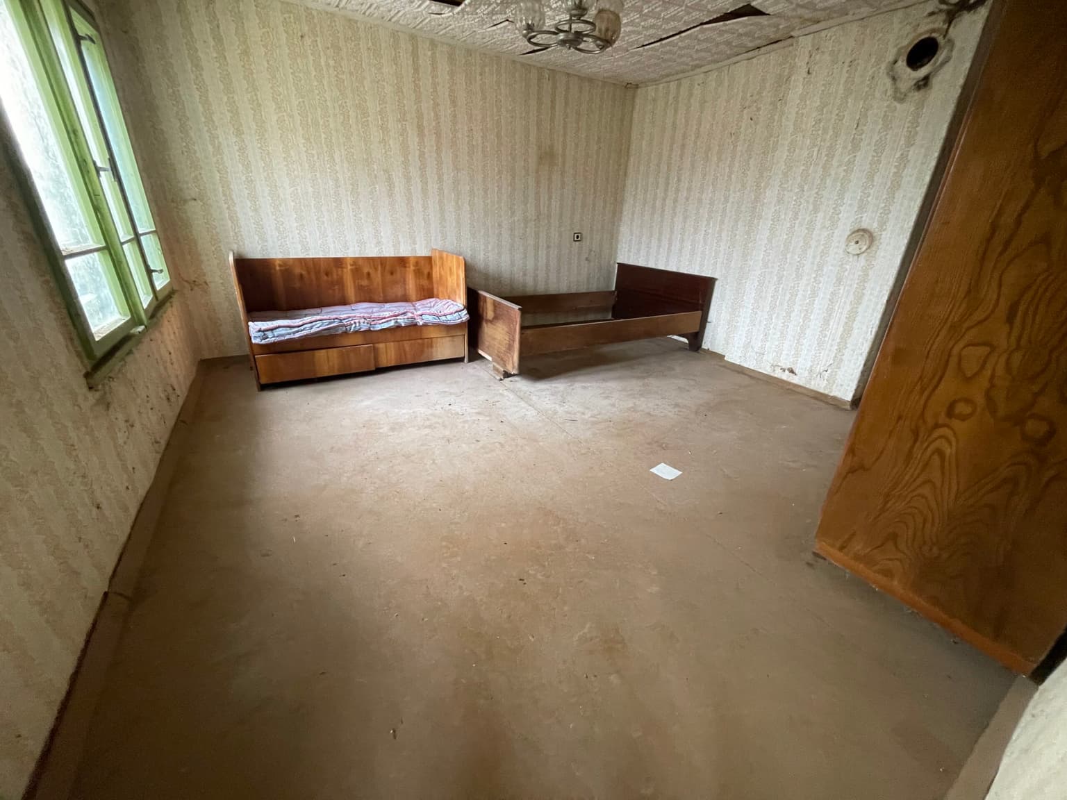 *SOLD* Clover House - Tsar Asen - thumbnail 11