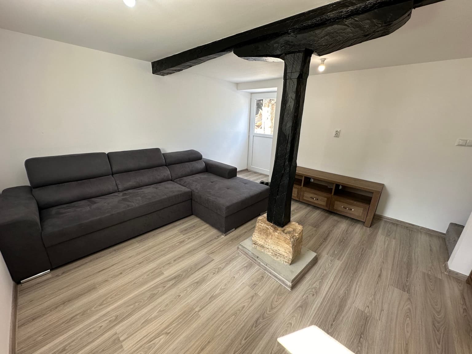 *SOLD* Graphite House - Palamartsa - thumbnail 7