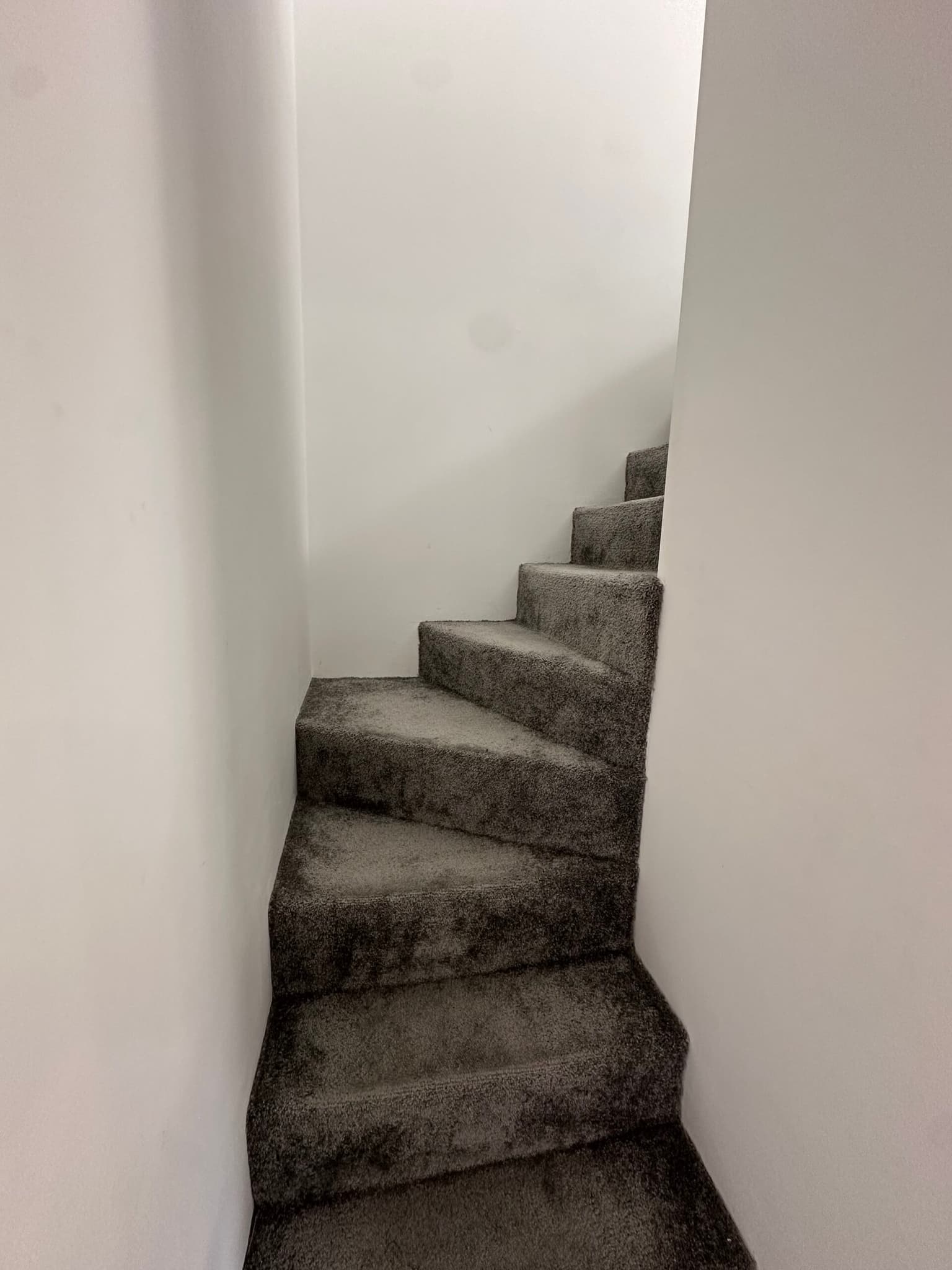 *SOLD* Graphite House - Palamartsa - thumbnail 16