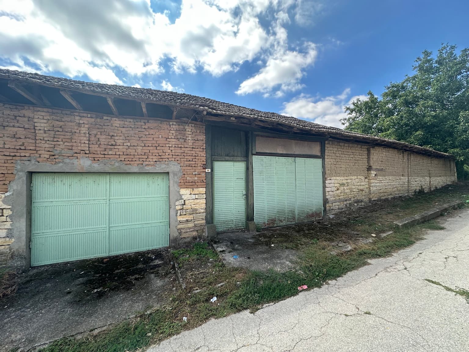 The Albion House - Lom Cherkovna - thumbnail 3