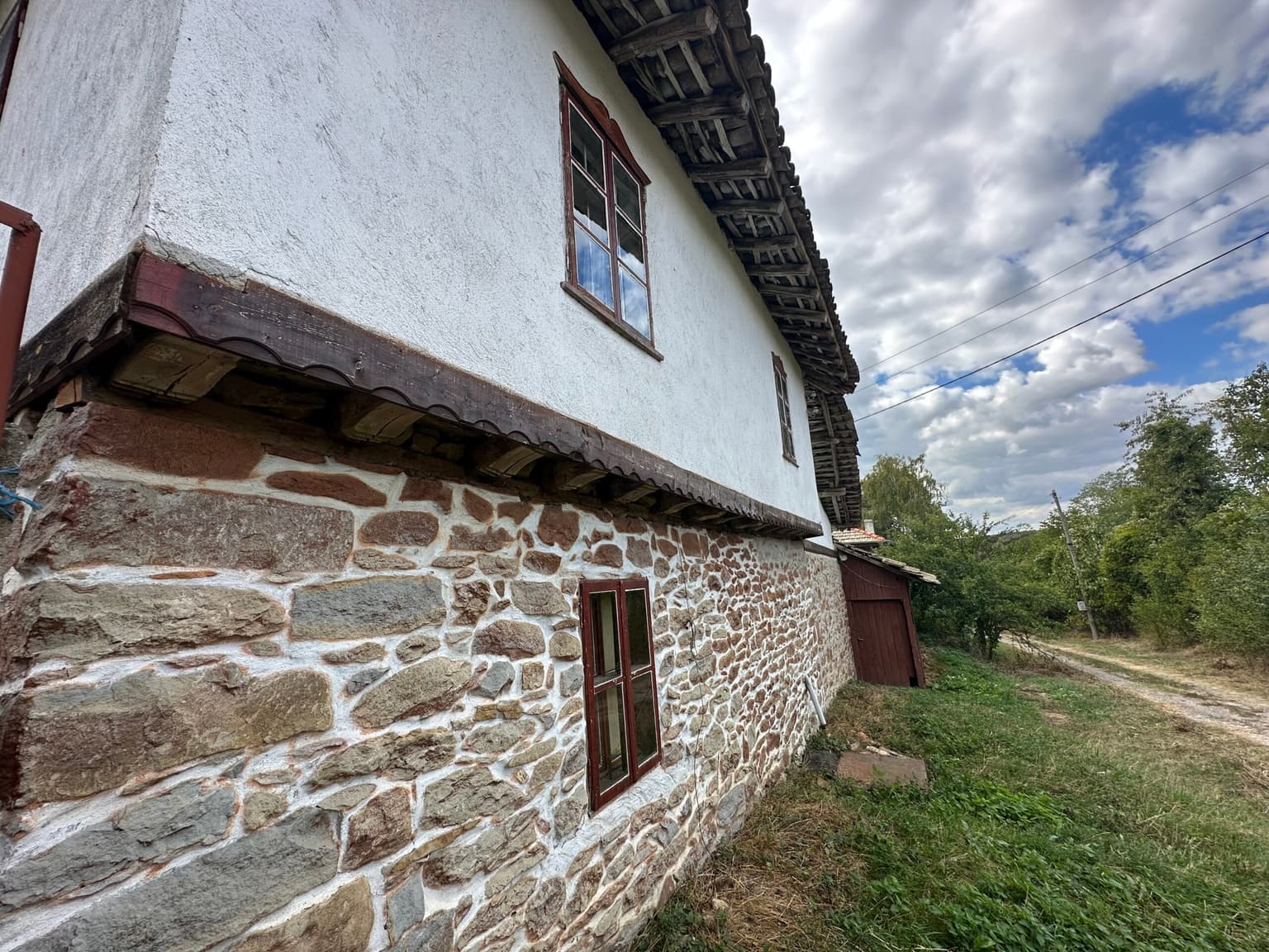 Country Cottage - Berkovski - thumbnail 4