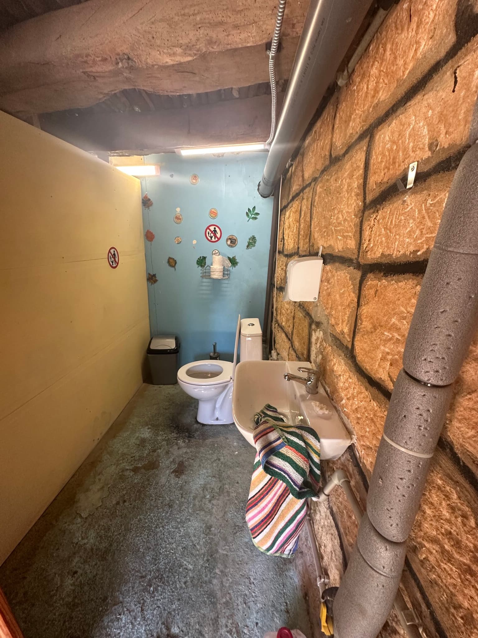 The Medieval House, Shop & Bar - thumbnail 34