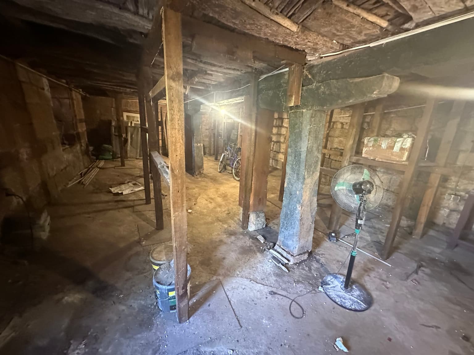 The Medieval House, Shop & Bar - thumbnail 7