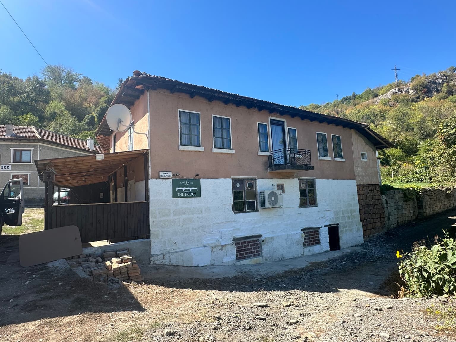 The Medieval House, Shop & Bar - thumbnail 5