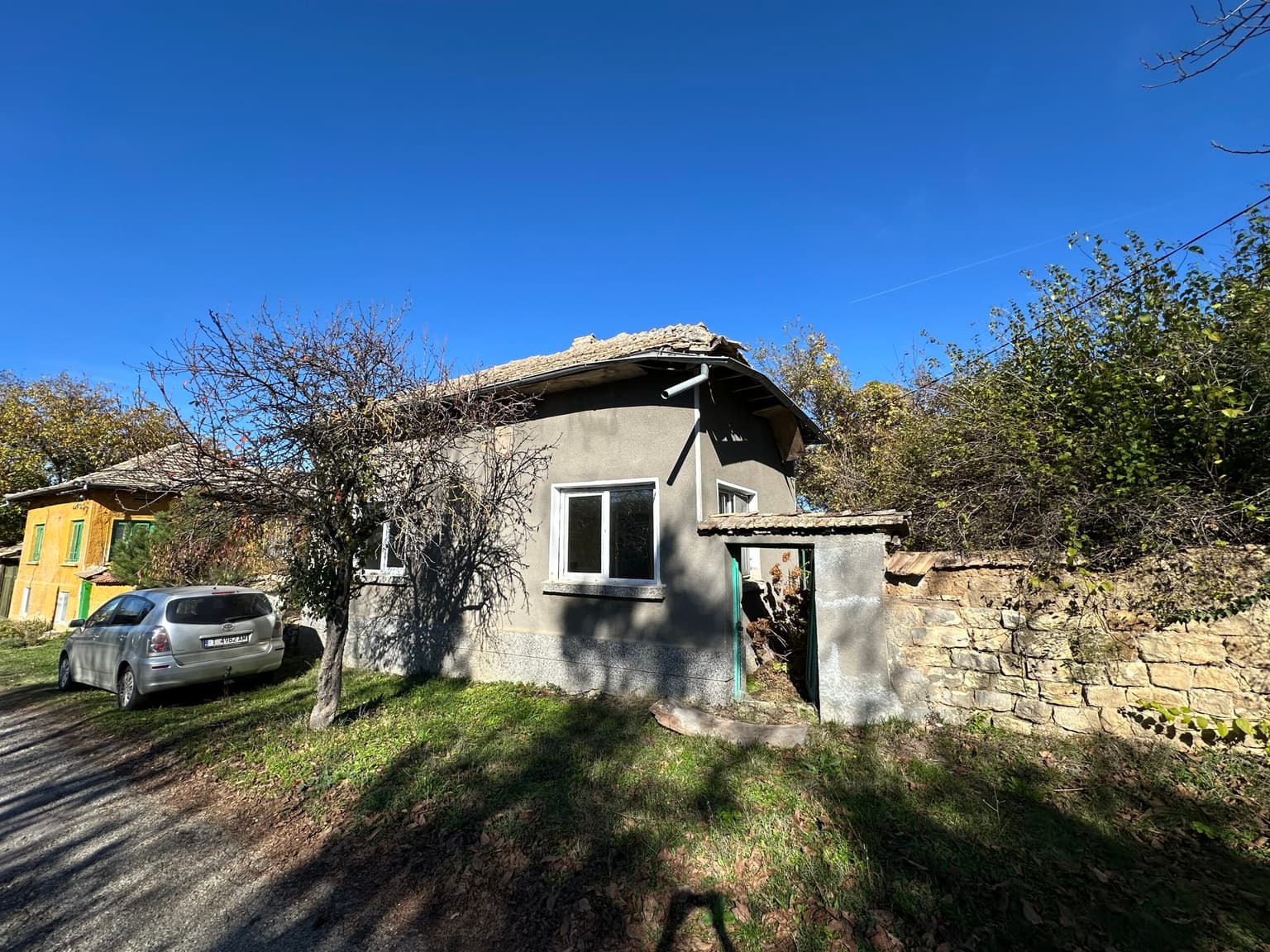 Shrubbery House – Tsar Asen - thumbnail 13