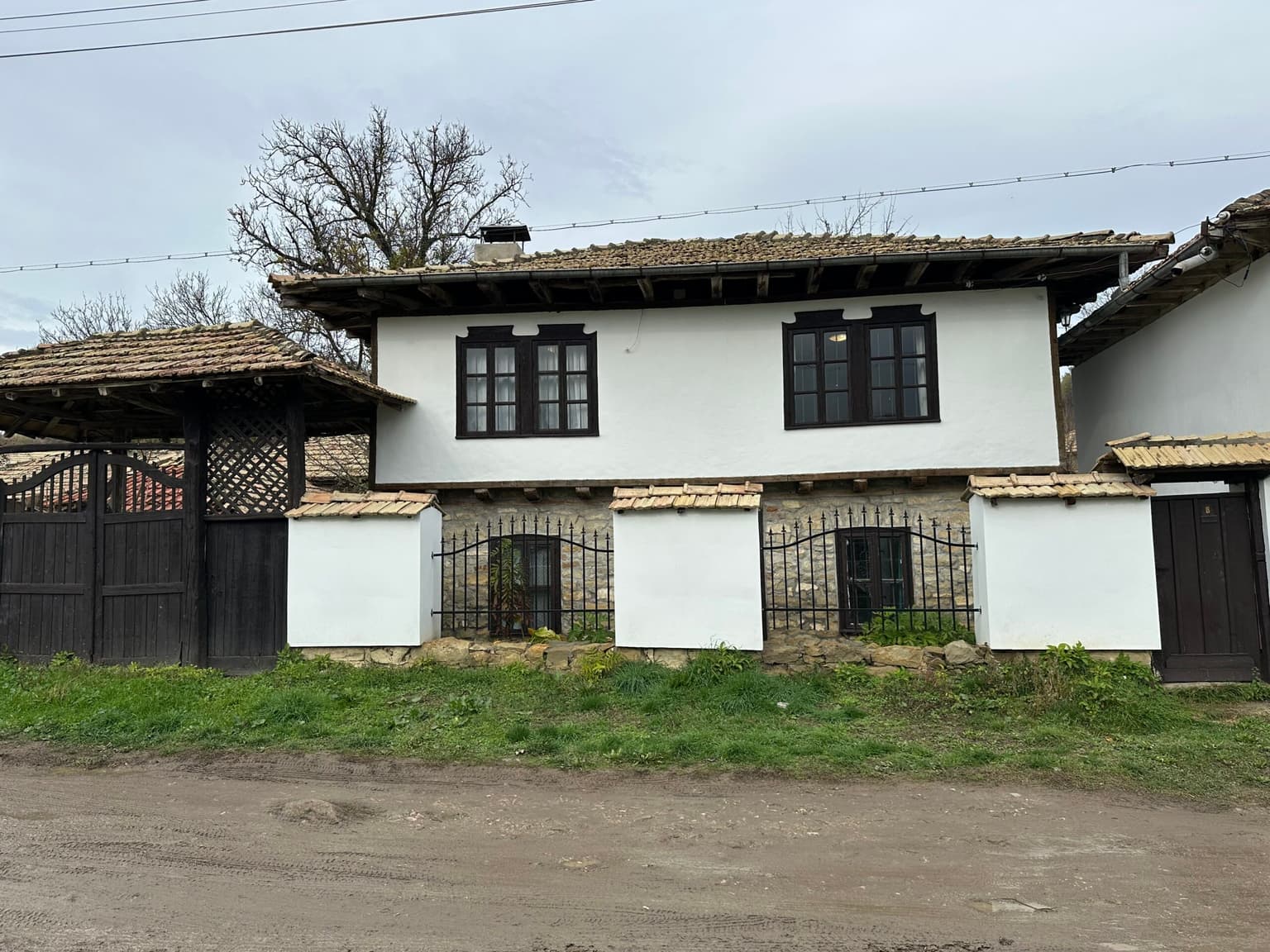 *SOLD* Carpenters House - Zvezda in Zvezda, 2 bedrooms property