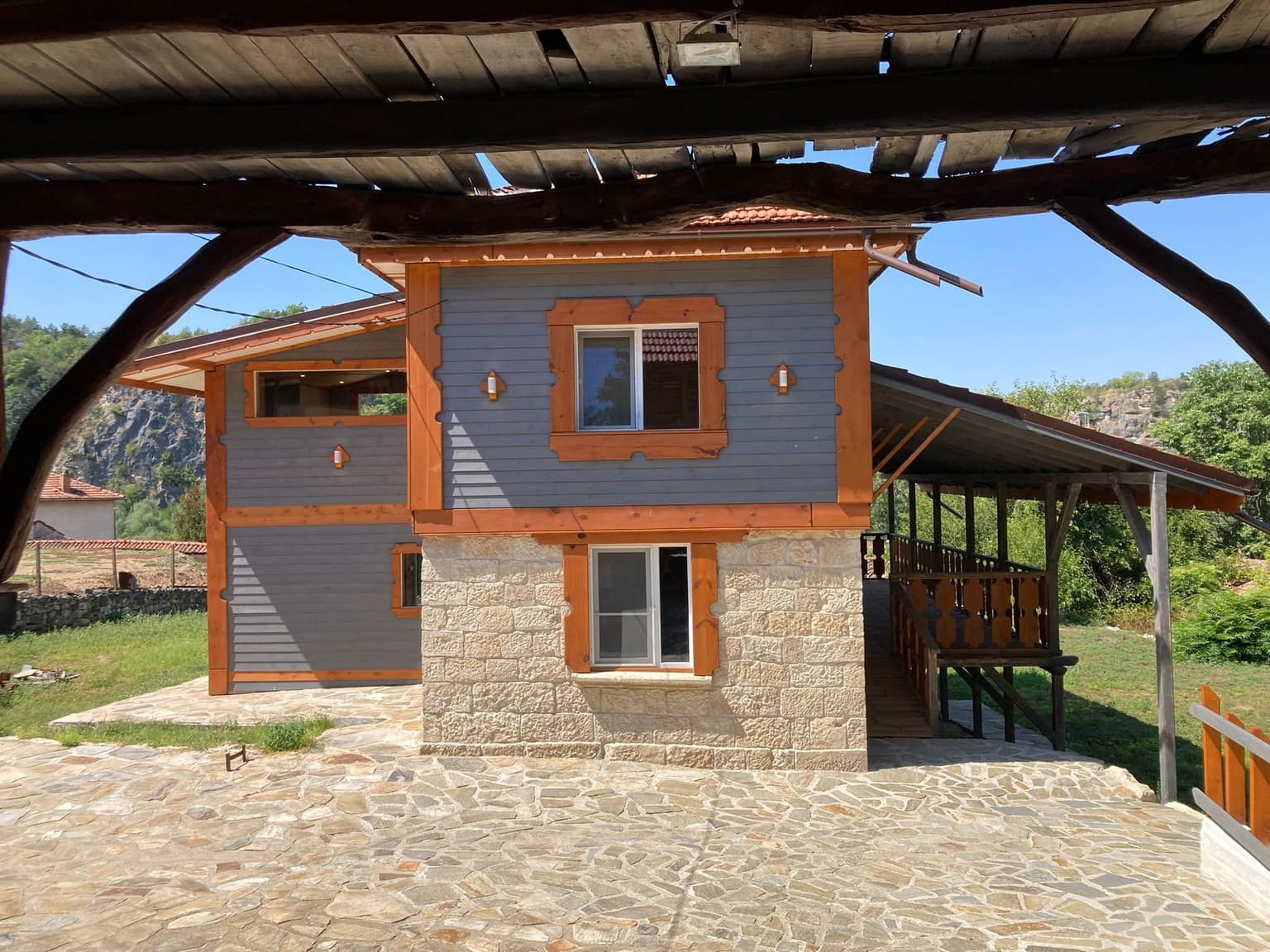 Fortress View Retreat - Cherven - thumbnail 3