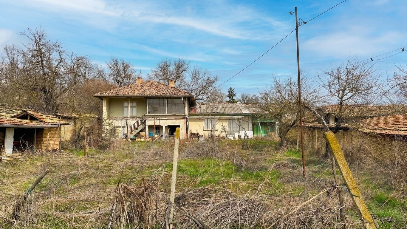 Baba Nadelka’s House - Palamartsa