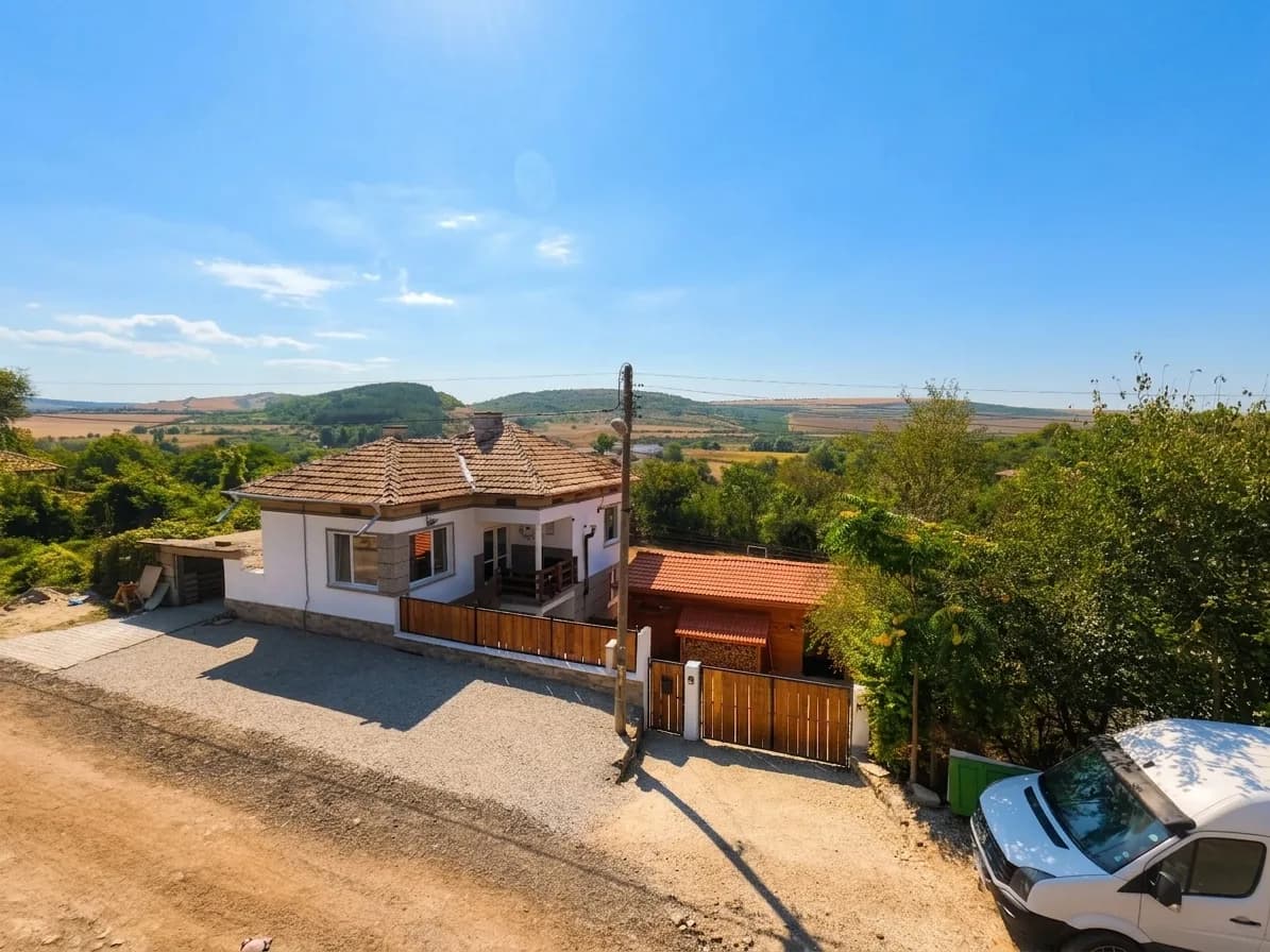 Mulberry House - Koprivets in Koprivets , 4 bedrooms property