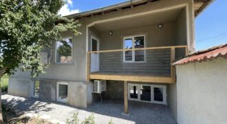 *SOLD* Graphite House – Palamartsa