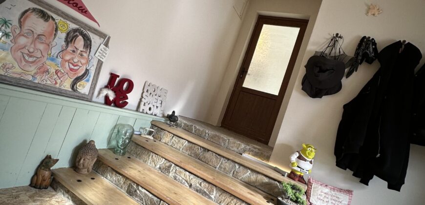 Lucy’s Lodges – Lozen