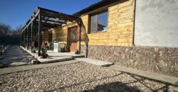 Lucy’s Lodges – Lozen