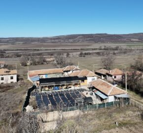 Lucy’s Lodges – Lozen