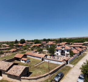 Villa Dennis – Nikyup
