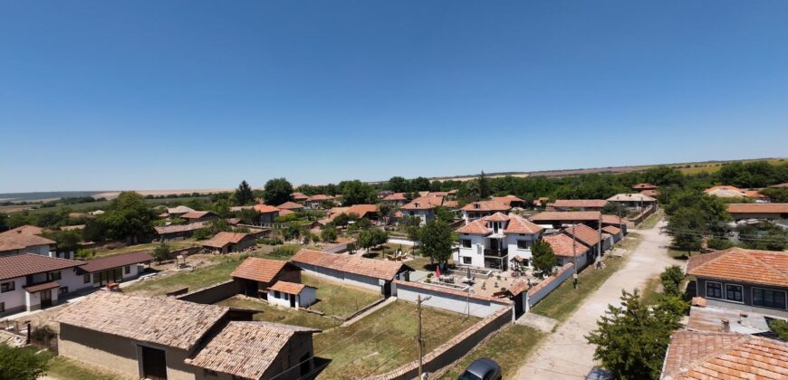 Villa Dennis – Nikyup