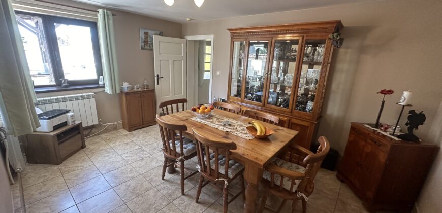 Villa Dennis – Nikyup