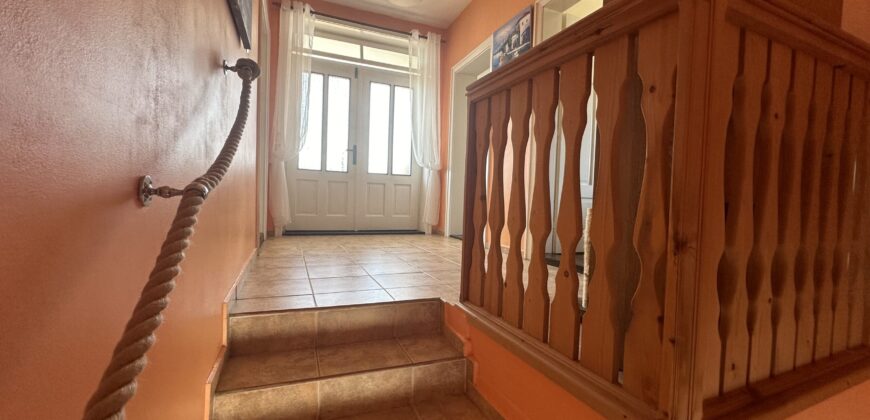 Villa Dennis – Nikyup