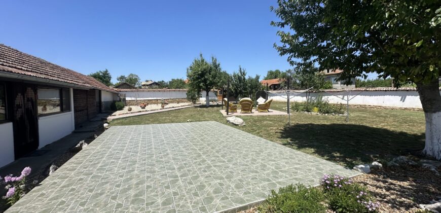 Villa Dennis – Nikyup