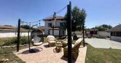 Villa Dennis – Nikyup