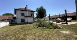 Villa Dennis – Nikyup