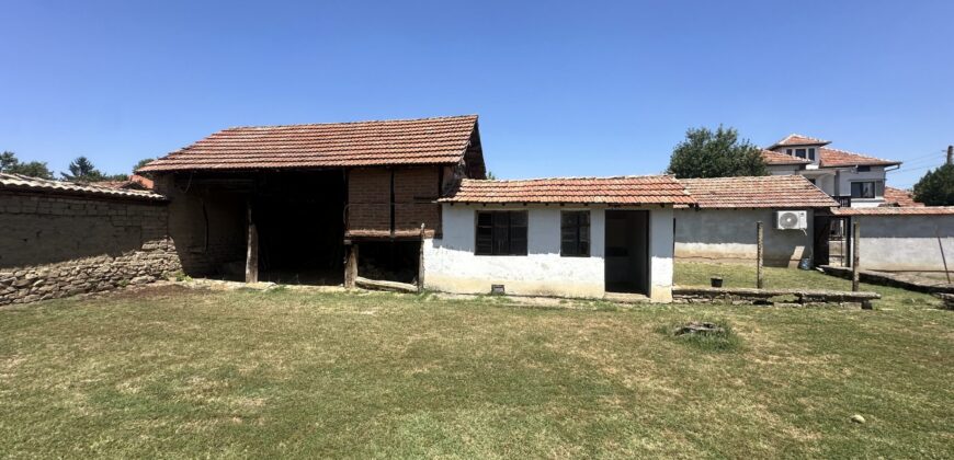 Villa Dennis – Nikyup