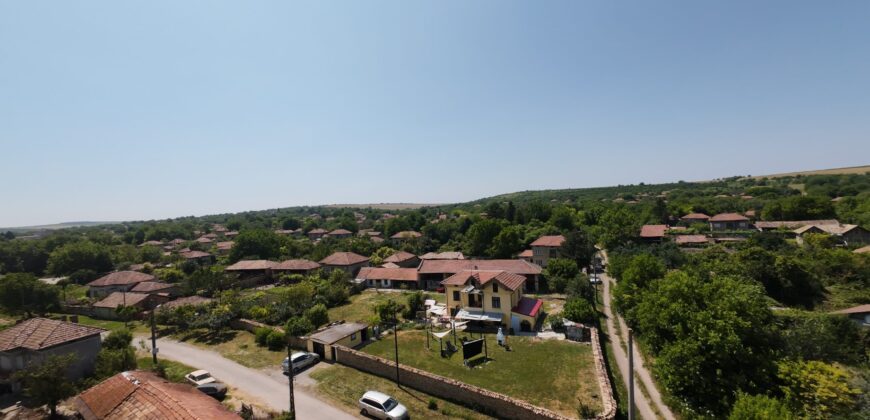 Owls House – Dolna Lipnitsa