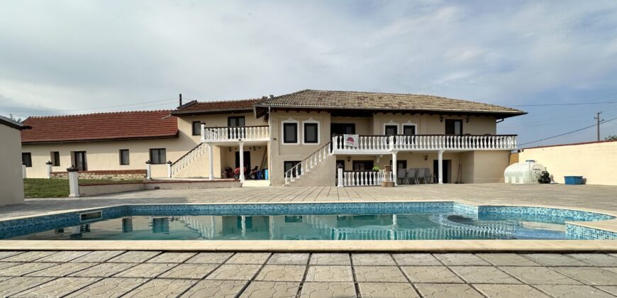 Dolphin House – Strahilovo