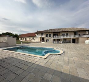Dolphin House – Strahilovo