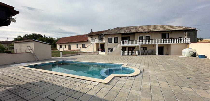 Dolphin House – Strahilovo