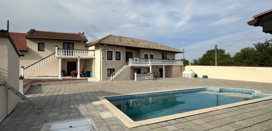 Dolphin House – Strahilovo