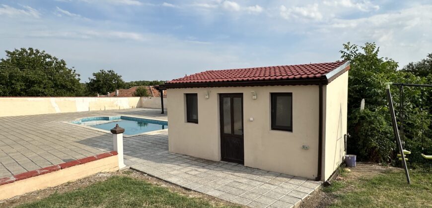 Dolphin House – Strahilovo