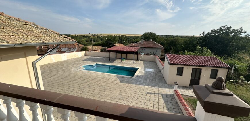 Dolphin House – Strahilovo