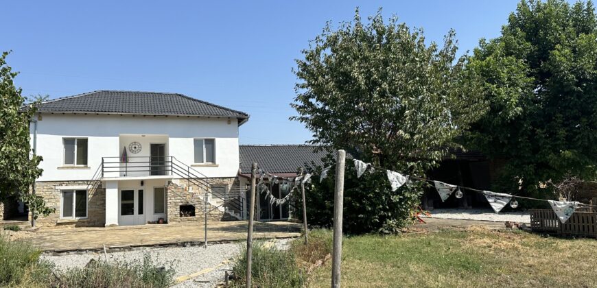 Pine Street House – Gorna Lipnitsa