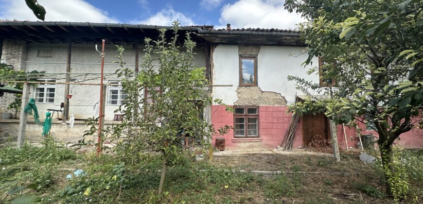 *SALE AGREED* The Albion House – Lom Cherkovna