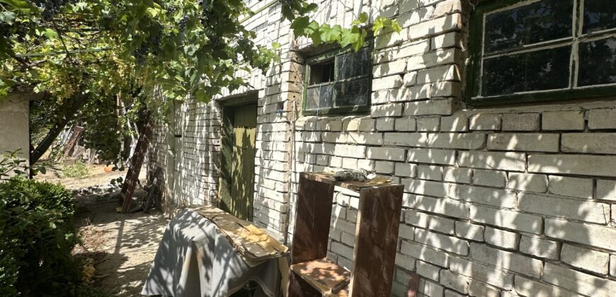 *SALE AGREED* The Albion House – Lom Cherkovna