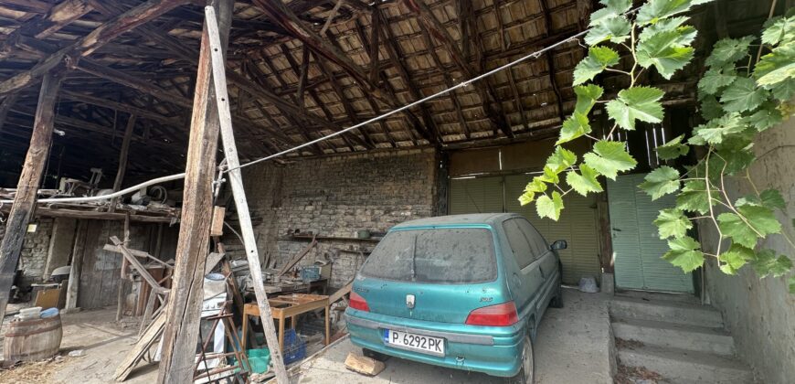 *SALE AGREED* The Albion House – Lom Cherkovna