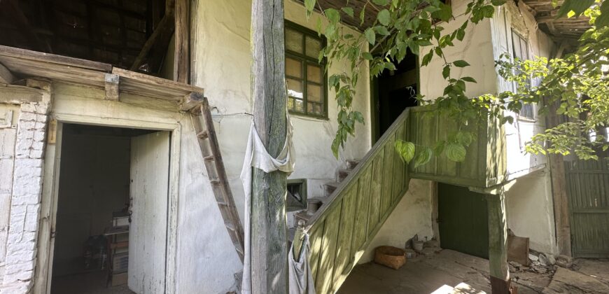 Cartwheel House – Lom Cherkovna