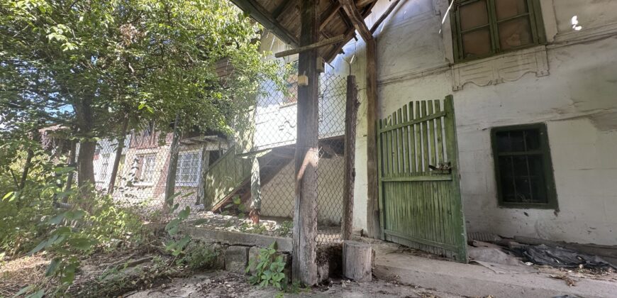 Cartwheel House – Lom Cherkovna
